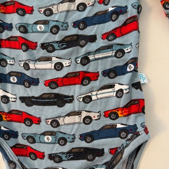 Posh Peanut Race Cars Bamboo Long Sleeves Bodysuit 0-3 Months Excellent - Picture 11 of 12